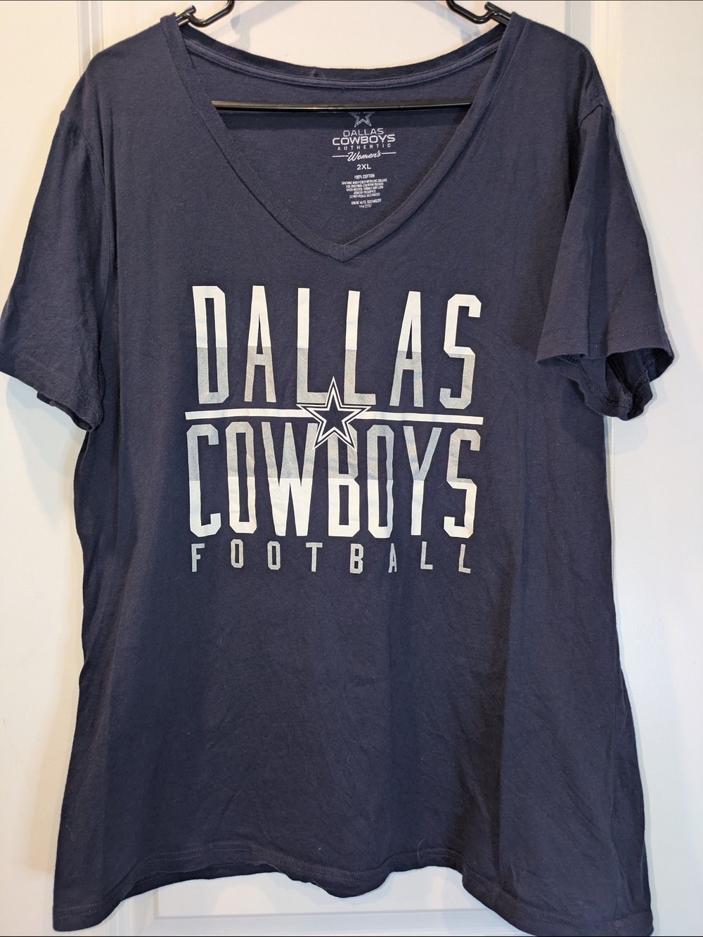 Dallas Cowboys Women’s V Neck T Shirt Navy Graphic Tee Size 2XL NFL